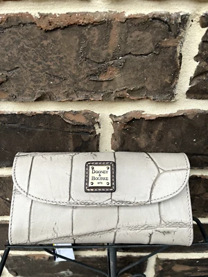NWT $188 Dooney & Bourke Continental Envelope Clutch Wallet Leather TAUPE BOXED - Image 1 of 4