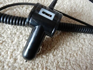 QMADIX QM-VPCMICROV2-USB MICRO USB VEHICLE POWER CHARGER WITH USB PORT - Picture 1 of 4