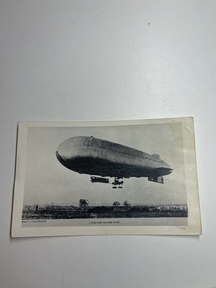 Raro ~ Graf Zeppelin RPPC Postal A WAR-TIME TRI-LOBE DIRIGIBLE EE. UU. Marina Fotografía Foto 1 de 4