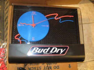 NEU MIT BOX VINTAGE 1990’s BUD DRY DRAFT BEER BAR CLOCK BLACK LIGHT BOARD COMBO - Bild 1 von 6