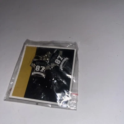 Pendientes con dije de jersey negro Sidney Crosby 87 Pittsburgh Penguins Foto 1 de 2