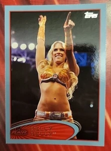 KELLY KELLY TOPPS 2012 BLUE PARALLEL WWE CARD - Photo 1 sur 2