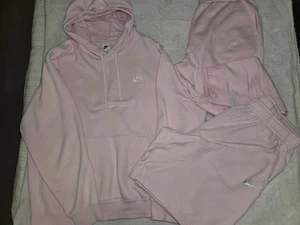 🔥 NIKE SIZE XL 🩷PINK SPORTSWEAR🩷 ACTIVE SWEATSUIT AND BONUS SHORTS - Picture 1 of 8