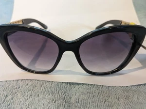 Foster Grant Womens Black Polarized Sunglasses 100% UVA/UVB FGLP 20 02 - Picture 1 of 8