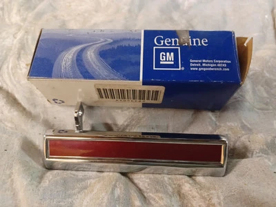 Chevy Buick Pontiac Oldsmobile 1984-96 usado diestro cromo manija de puerta 20332644 GM Foto 1 de 4