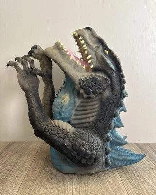 Godzilla 1998 TOHO Vintage Rubber Hand Puppet  11" Tall Excellent Condition - Image 1 of 4