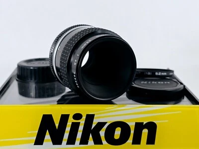 🌸[Near MINT+++] Nikon Micro Nikkor Ai-s Ais 55mm F2.8 MF Lens From JAPAN - Image 1 of 4