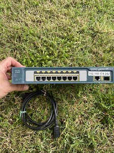 Switch Cisco Catalyst 520 Poe 8 Porte + 2 Fibra - Foto 1 di 2