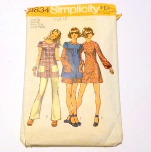 Vintage Simplicity Sewing Pattern 9834 Junior Petite Dress & Smock Sz 7JP 1971 - Picture 1 of 2