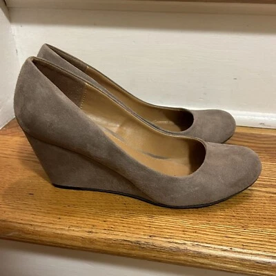 Zapatos de tacón redondo de cuña tostado claro color topo lavandería chino 9,5 M Foto 1 de 4