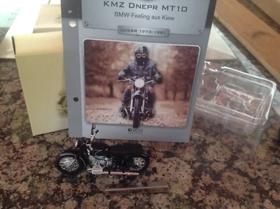 KMZ Dnepr MT 10  Motorrad Fahrzeuge DDR  Atlas Verlag OVP 1:24 - Bild 1 von 4