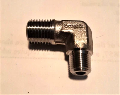 1/4 MNPT x 1/8 MNPT 316ss Elbow Pipe Fitting Swagelok SS-4-RME-2 - Image 1 of 3