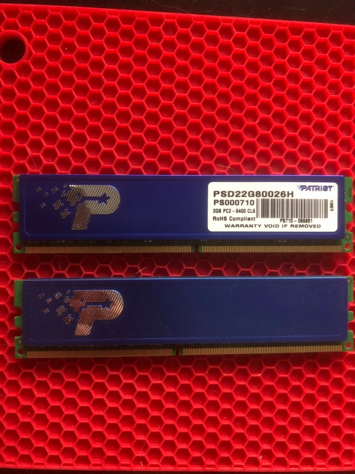 Patriot Memory PC2-6400 4 GB: 2x2Gb DIMM 800 MHz DDR2 SDRAM Memory (PSD22G80026) - Image 1 of 1