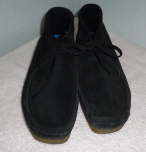 Herren Clarks Original Wallabees Chukka Stiefel Schuh Schwarz Wildleder Größe 9 Kreppsohlen - Bild 1 von 7