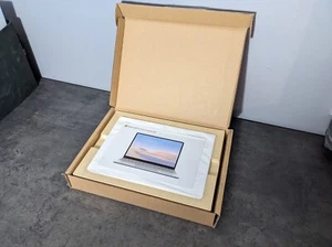 Microsoft Surface Laptop Go 1943 12.4 inch, 128GB, Intel Core i5 10th Gen.