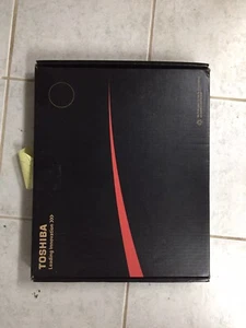 Toshiba Satellite C55 - A5104 15" Intel Celeron N2820 @ 2.4 GHz 4GB 500GB - Picture 1 of 1