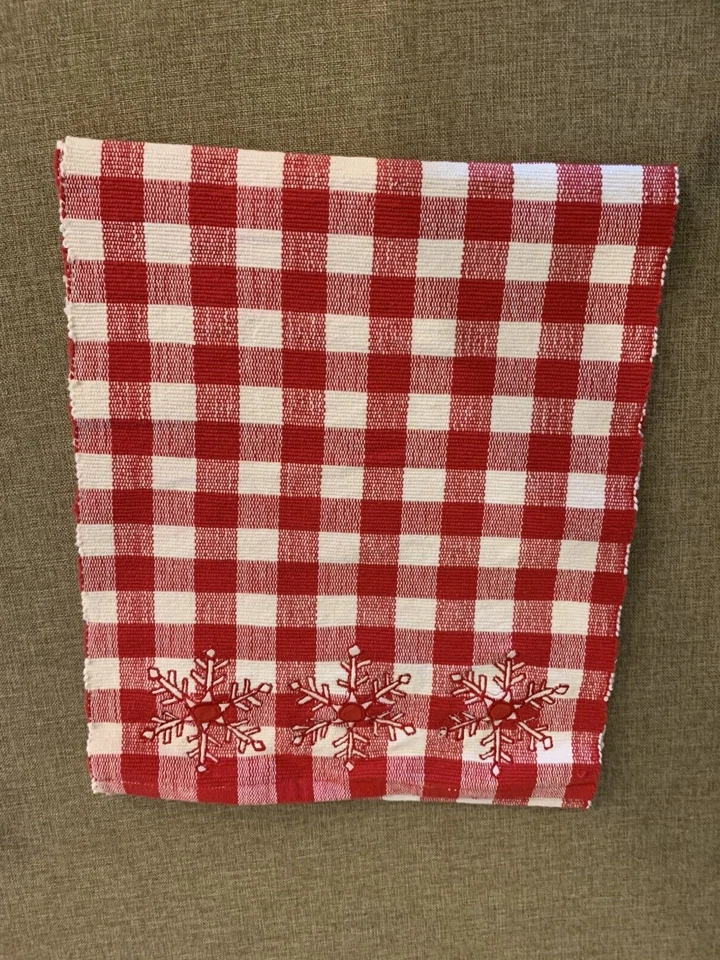 2004 Martha Stewart Red White Checkered Christmas Snowflakes Table Runner 68x14" - Image 1 of 3