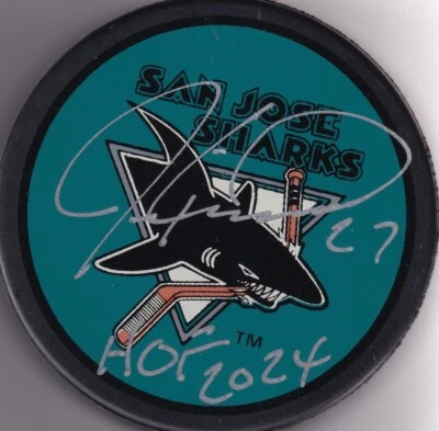 BECKETT JEREMY ROENICK "HOF 2024" SIGNED SAN JOSE SHARKS HOCKEY PUCK 1W803975 - Image 1 of 3
