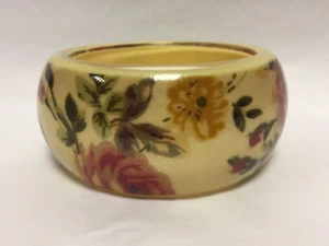H and M Chunky Wide Flower Design Thick Big Bangle - Picture 1 of 3