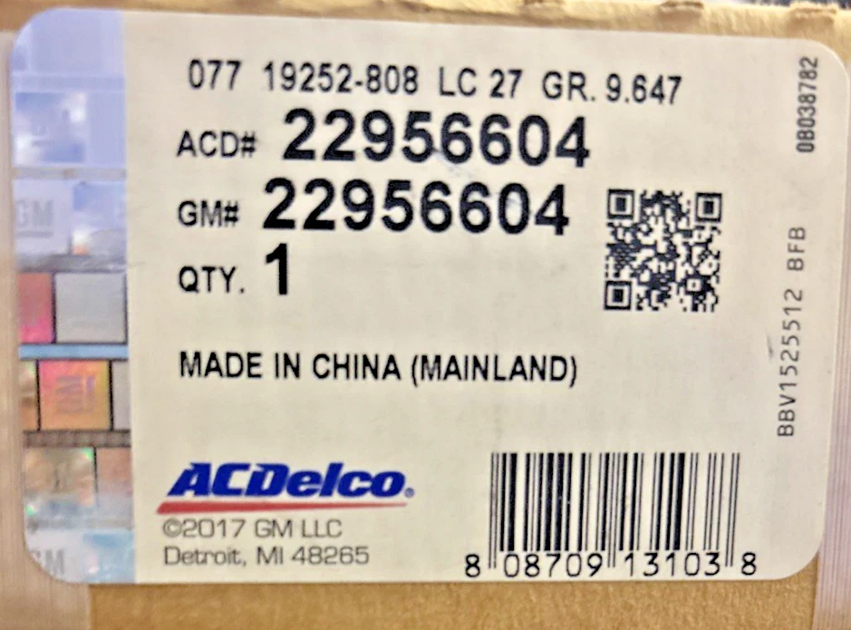 BrandNEW 14-17Cadillac CTS Radio Antenna Assembly Black GBA Genuine OEM 22956604 - Image 1 of 4