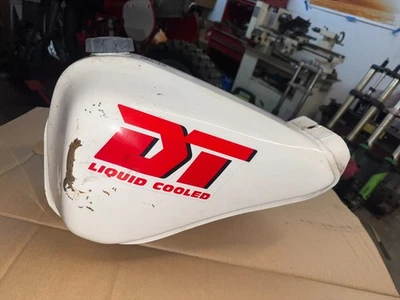 88,89,90 yamaha dt-50lc fuel tank - Image 1 of 4