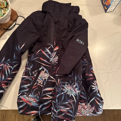 Roxy Women's Snowboard/Ski Jacket Size XS - Image 1 of 4
