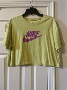 The Nike Tee Cropped Womens Large Yellow Graphic Spellout Short Sleeve - Picture 1 of 4