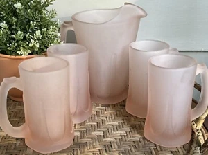 MCM Tiara Rosa Milchglas 5-teiliges Trinkgeschirrset - von Indiana Glass & EGFA Geveart - Bild 1 von 8