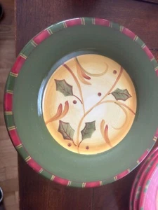 Demdaco Crimson Berries Salad Dessert Plate green - Picture 1 of 3