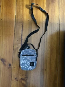 Satchel - Picture 1 of 1