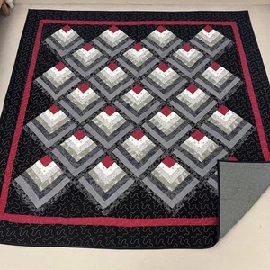 Vintage Mountain Blockhaus Patchwork Queen Size Baumwolle verarbeitet QUILT 86x86" - Bild 1 von 3