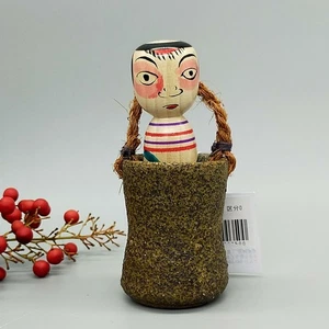 Bambola giapponese in legno piccola Tako bozu kokeshi in vaso di ceramica,Kakizaki Fumio - Foto 1 di 23