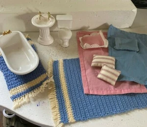 Vtg. Dollhouse White Ceramic Bathroom Furniture, Handmade Crochet Rugs, Bedding - Picture 1 of 9