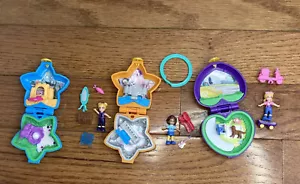 Polly Pocket Lockets Musica Skateboard Nuoto Bambole e Accessori 2017 Mattel - Foto 1 di 7