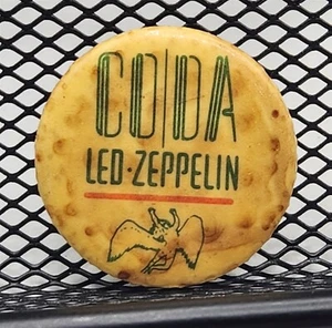 Led Zeppelin Coda Album Cover Pulsante Vintage Pinback Maculato Sporco PP - Foto 1 di 2