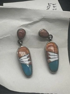 Native American Sterling Silver Spiney Oyster Turquoise Post Earrings - Picture 1 of 3