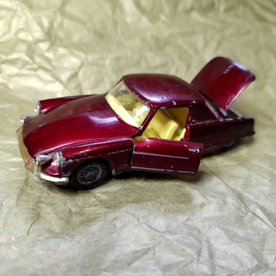 Corgi 259 Le Dandy Coupe Citroen Diecast Model Toy Henry Chapron Body  24751/63 - Image 1 of 4