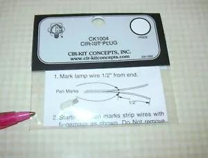 Cir-Kit CK1004 PLUG: DOLLHOUSE Miniatures 12 volt DOLLHOUSE Wiring 1:12 Scale - Picture 1 of 2