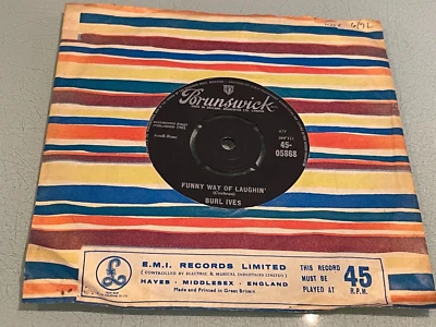 Burl Ives - Funny Way of Laughin' - Mother Wouldn't Do That - Vinyl 7" Single - Image 1 of 4