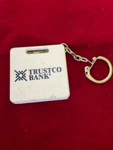 Trustco Bank Level & Tape Measure Promo Advertising Giveaway Keyring 4" Hang - Picture 1 of 4