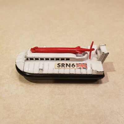vtg Matchbox Superfast SRN6 Hovercraft no. 72 loose diecast vehicle fan intact - Image 1 of 4