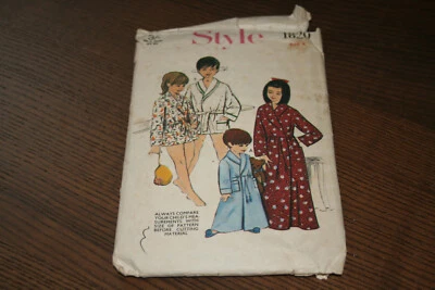 Vintage Style Sewing Pattern 1820 Childs Dressing gown Beach Robe Size Chest 26 - Image 1 of 4