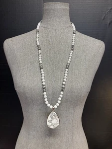 36-Inch White Howlite Turquoise Necklace & Pendant #4946 - Picture 1 of 4