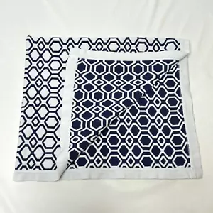 Pottery Barn Kinder blau geometrisch Strick Überwurf Decke 29" x 36" Kinderbett Kinderwagen - Bild 1 von 9