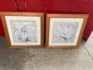 Natur Braun Kiefer gerahmter Druck von White Lilley x 2 - 47 x 47 cm Wandbehang - Bild 1 von 7