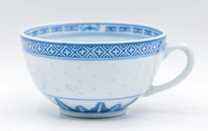 Vintage Chinese Porcelain Tea Cup Handle Blue White Rice Late 20th Century - Picture 1 of 6