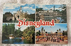 DISNEYLAND Walt Disney 4 Images Vintage Postcard - Imagen 1 de 2