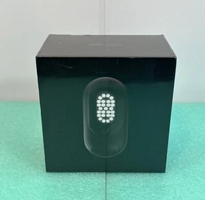UniFi Smart Flood Light PoE Up-Floodlight Motion 550 Lumens IPX5 Waterproof NEW - Picture 1 of 2