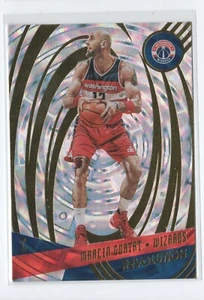 16-17 Revolution  Fractal Base #37 Marcin Gortat - Wizards - Foto 1 di 1