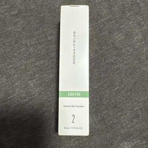 Rodan + Fields Soothe Step 2 Sensitive Skin Treatment Sealed 1.7 oz EXP 924 GA - Picture 1 of 3
